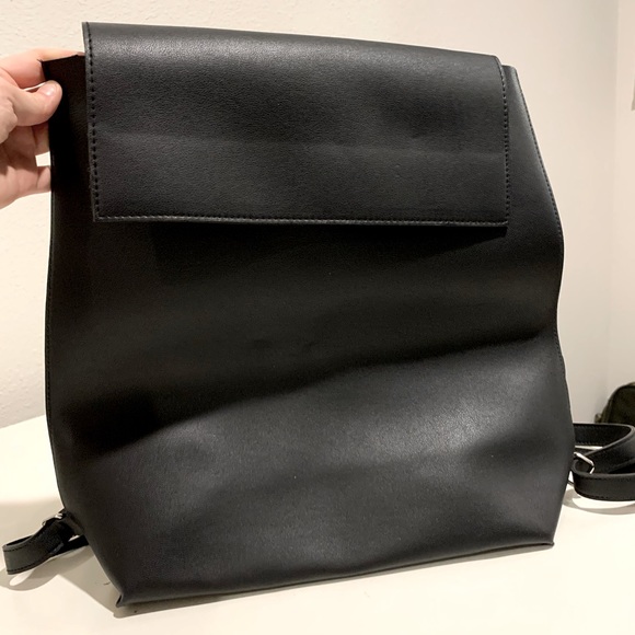 Solstice Handbags - Solstice Black Faux Leather Backpack